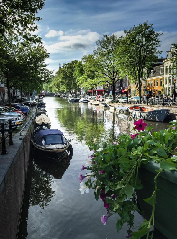 amsterdam-2433023_1280